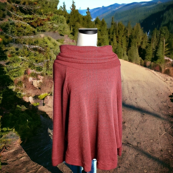 Plume & Thread USA Made Cowl Neck Poncho Top Coastal Grandma Gorp Size Medium - Picture 14 of 14